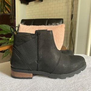 Sorel Emelie Chelsea boot - women 7/7.5